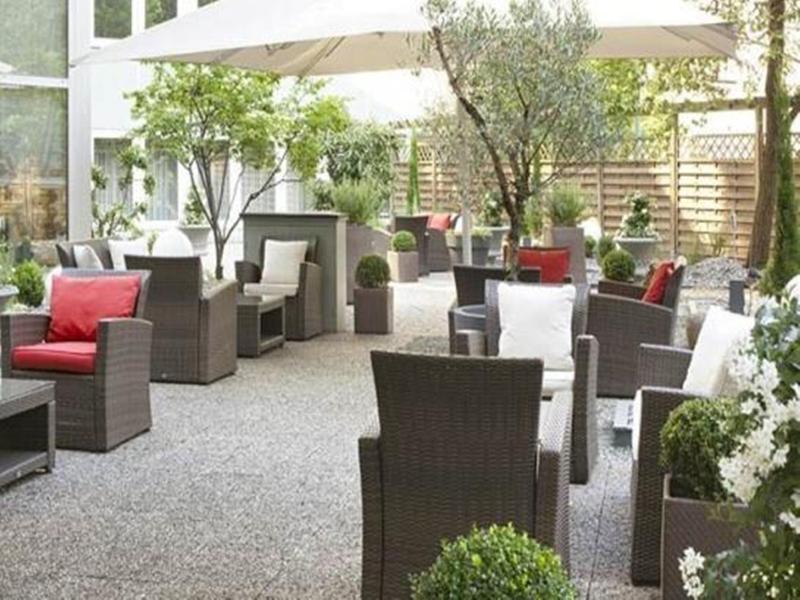 Renaissance Duesseldorf Hotel Exterior photo